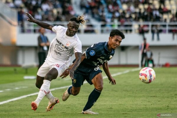 Persis Solo Memohon Dukungan Penuh Suporter Saat Hadapi Dewa United