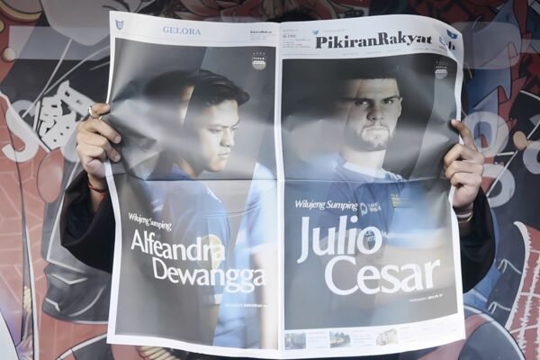 Persib Bandung Resmi Menghadirkan Alfeandra Dewangga dengan Kontrak Dua Tahun Persib Bandung Resmi Menghadirkan Alfeandra Dewangga dengan Kontrak Dua Tahun