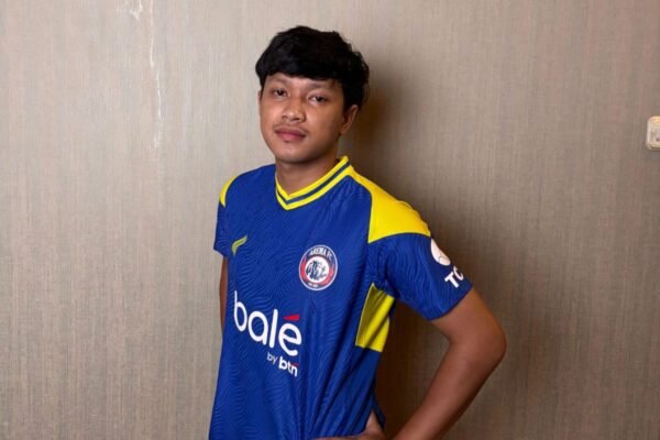 Alternatif judul untuk “Arema FC: Fikri Arjidan Bagian Proyek Jangka Panjang” bisa menjadi:
“Arema FC: Fikri Arjidan, Pilar dalam Rencana Strategis Jangka Panjang Alternatif judul untuk "Arema FC: Fikri Arjidan Bagian Proyek Jangka Panjang" bisa menjadi:
"Arema FC: Fikri Arjidan, Pilar dalam Rencana Strategis Jangka Panjang