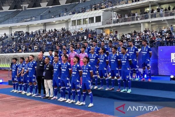 Beckham Yakin Persib Bandung Siap Menghadapi Semen Padang Beckham Yakin Persib Bandung Siap Menghadapi Semen Padang