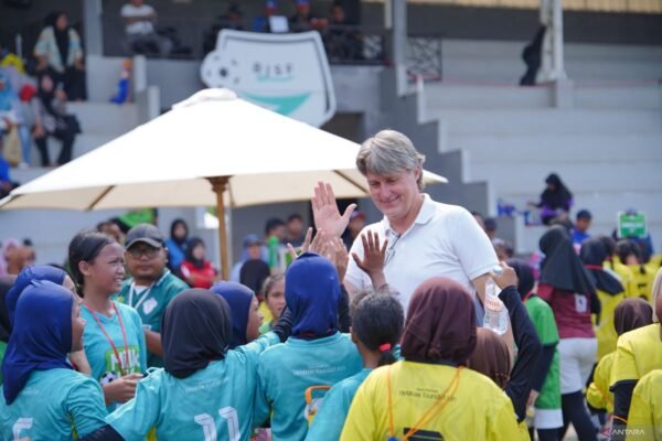 Berikut beberapa alternatif judul untuk “Kuantitas dan Kualitas MLSC Bekasi Seri 1 Alami Peningkatan”:
1. “Peningkatan Kuantitas dan Kualitas MLSC Bekasi Seri 1”
2. “MLSC Bekasi Seri 1: Lonjakan dalam Kuantitas dan Kualitas”
3. “Kualitas dan Kuantitas MLSC Bekasi Seri 1 Meningkat Signifikan”
4. “Meningkatnya Kualitas dan Kuantitas pada MLSC Bekasi Seri 1”
5. “Transformasi Kuantitas dan Kualitas di MLSC Bekasi Seri 1”
6. “Kemajuan Kuantitas dan Kualitas dalam MLSC Bekasi Seri 1”
7. “MLSC Bekasi Seri 1: Peningkatan Kuantitas dan Kualitas yang Menggembirakan”
8. “Peningkatan Menonjol pada Kuantitas dan Kualitas MLSC Bekasi Seri 1”
Silakan dipilih atau dimodifikasi sesuai kebutuhan! Berikut beberapa alternatif judul untuk "Kuantitas dan Kualitas MLSC Bekasi Seri 1 Alami Peningkatan":
1. "Peningkatan Kuantitas dan Kualitas MLSC Bekasi Seri 1"
2. "MLSC Bekasi Seri 1: Lonjakan dalam Kuantitas dan Kualitas"
3. "Kualitas dan Kuantitas MLSC Bekasi Seri 1 Meningkat Signifikan"
4. "Meningkatnya Kualitas dan Kuantitas pada MLSC Bekasi Seri 1"
5. "Transformasi Kuantitas dan Kualitas di MLSC Bekasi Seri 1"
6. "Kemajuan Kuantitas dan Kualitas dalam MLSC Bekasi Seri 1"
7. "MLSC Bekasi Seri 1: Peningkatan Kuantitas dan Kualitas yang Menggembirakan"
8. "Peningkatan Menonjol pada Kuantitas dan Kualitas MLSC Bekasi Seri 1"
Silakan dipilih atau dimodifikasi sesuai kebutuhan!
