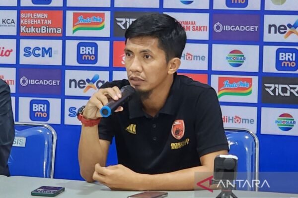 PSM Makassar Mengangkat Ahmad Amiruddin Sebagai Pelatih Interim PSM Makassar Mengangkat Ahmad Amiruddin Sebagai Pelatih Interim