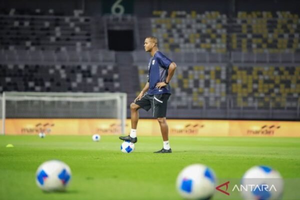 Keinginan Kluivert untuk Timnas Indonesia: Menghadapi Saudi dan Irak dengan Permainan Sempurna Keinginan Kluivert untuk Timnas Indonesia: Menghadapi Saudi dan Irak dengan Permainan Sempurna